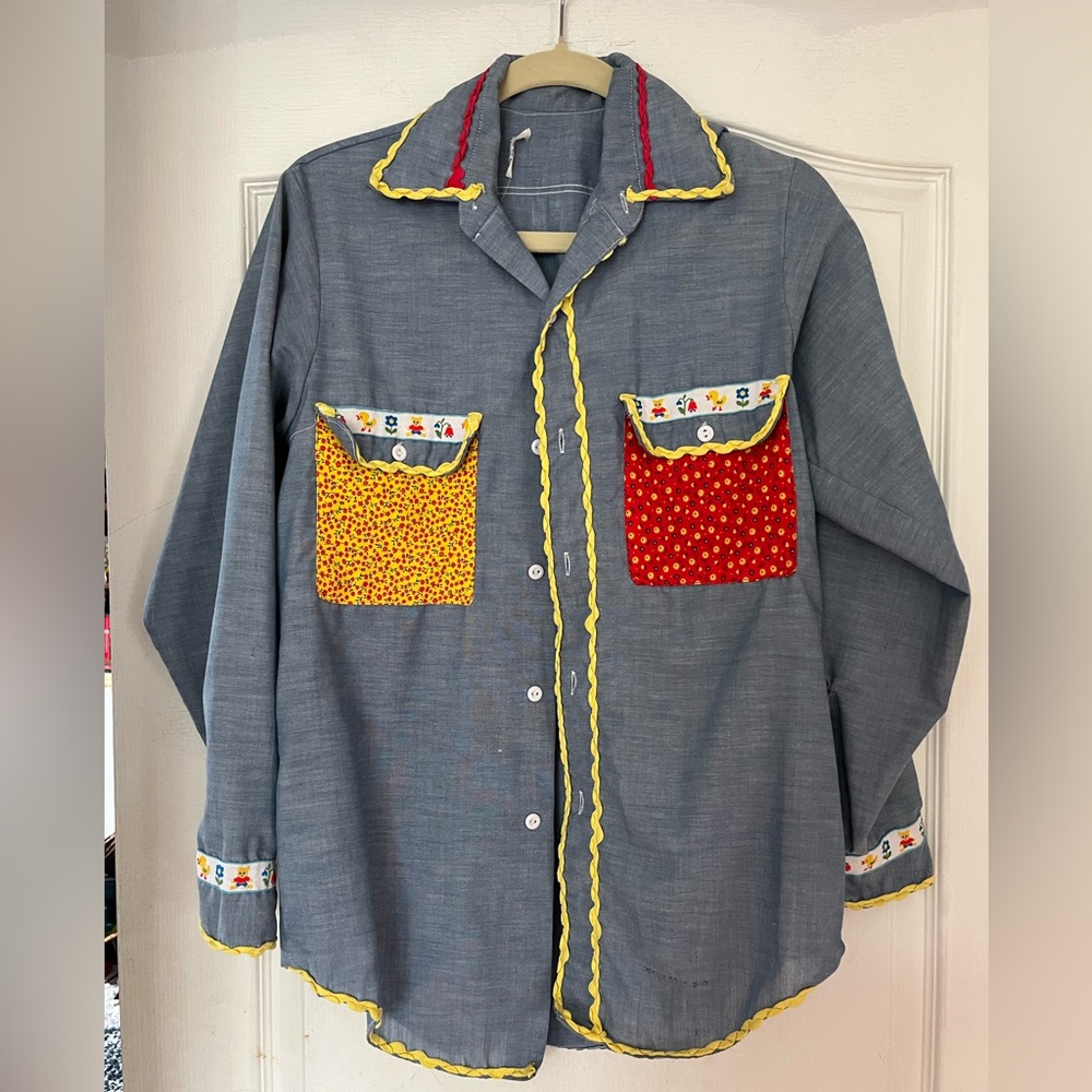 Vintage Chambray Rooster Shirt with Colorful Pockets